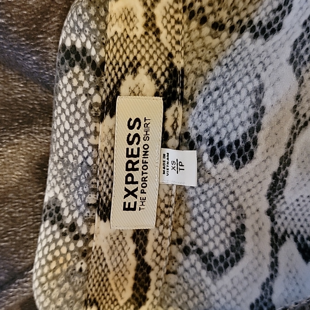 Express Top - Picture 3 of 3